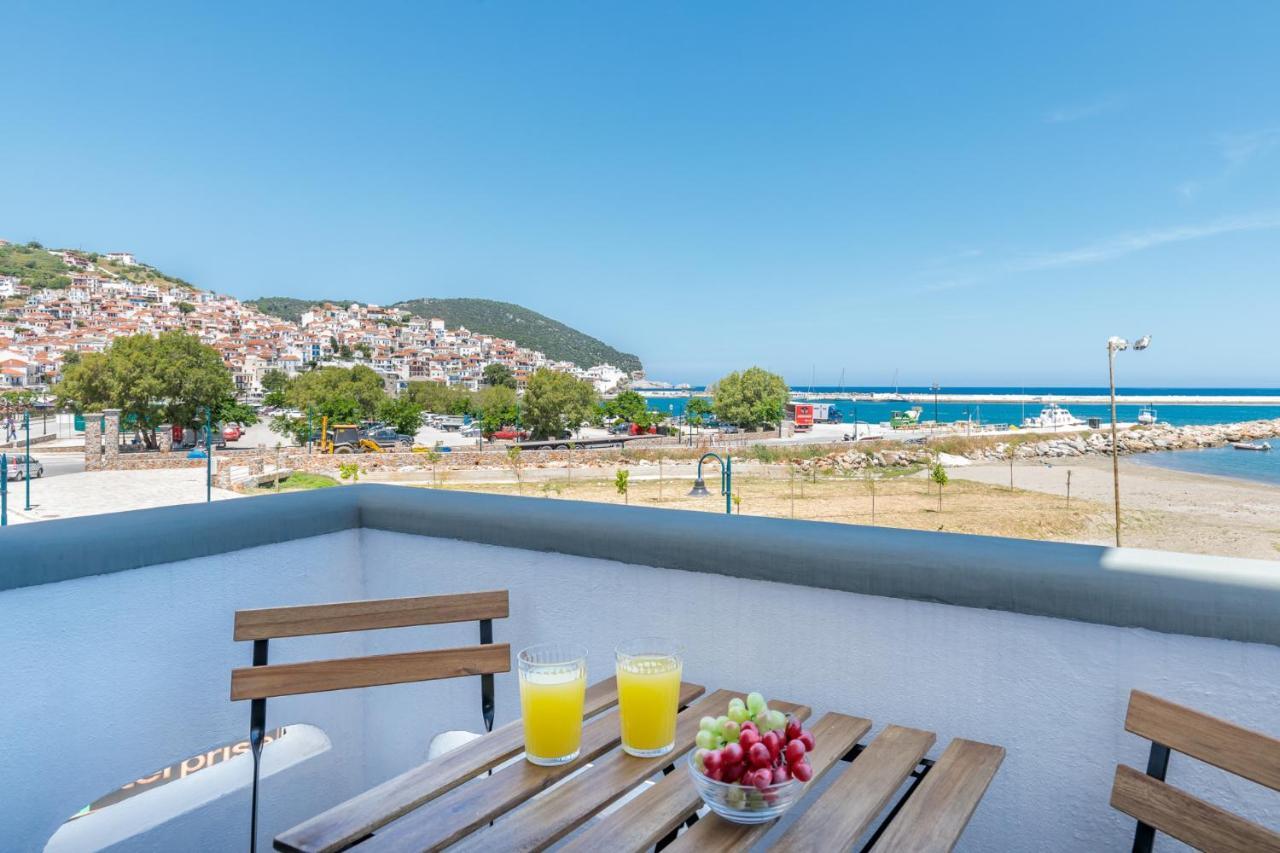 Uncle John'S Guesthouse Skopelos Exterior foto