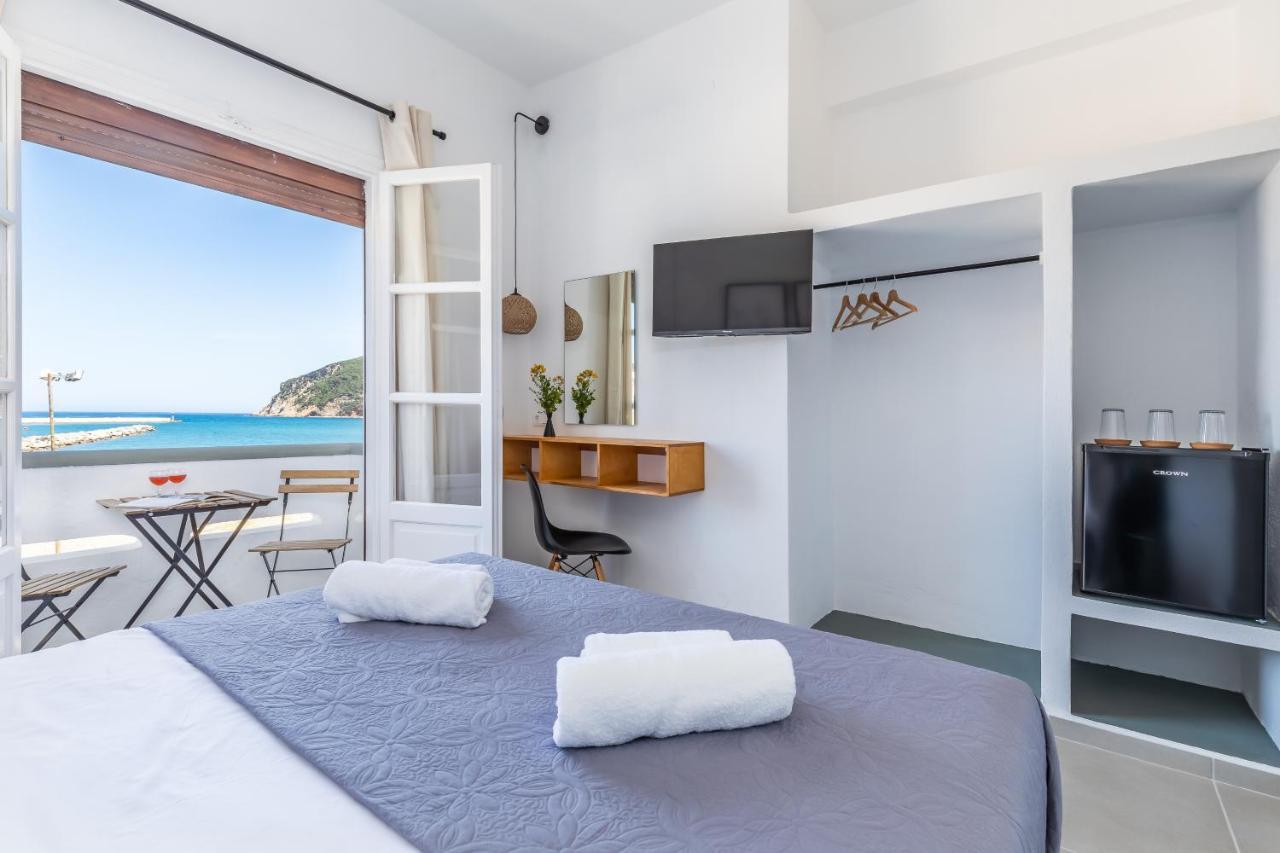 Uncle John'S Guesthouse Skopelos Exterior foto